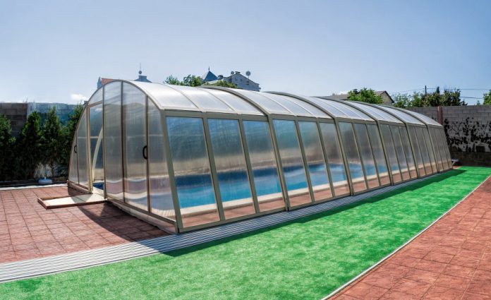 abri-piscine